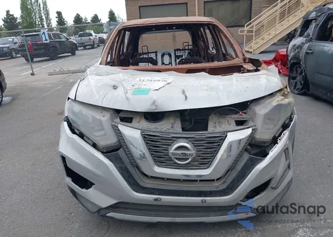2017 Nissan Rogue S z USA, uszkodzony, nr VIN KNMAT2MT2HP509635